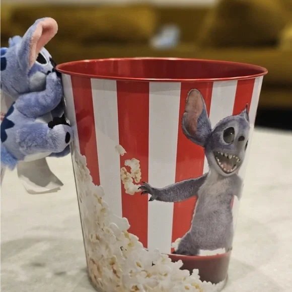 Cinemark 2025 Lilo & Stitch Plush Clip Tin Surfin Popcorn Bucket NEW - Picture 3 of 6